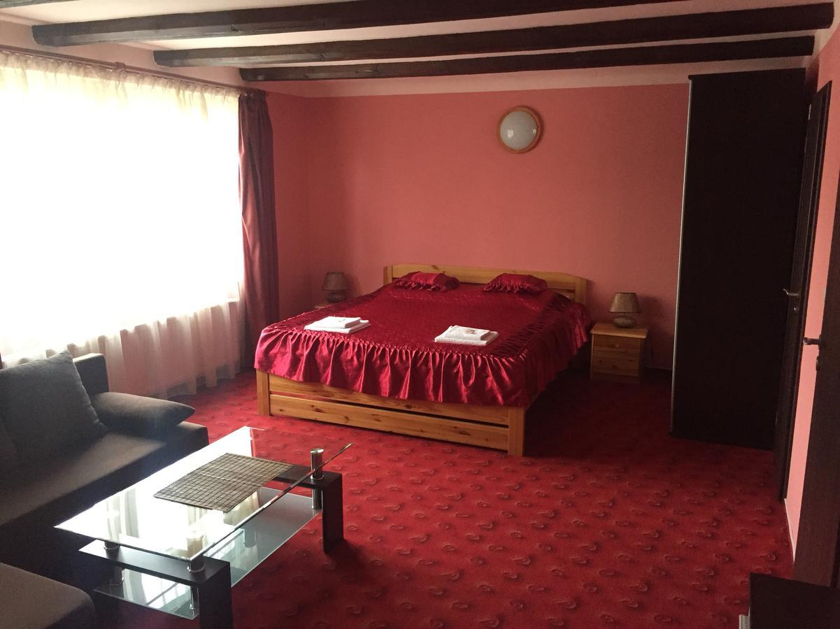 Penzion- Leslav Ceske Budejovice Exteriér fotografie